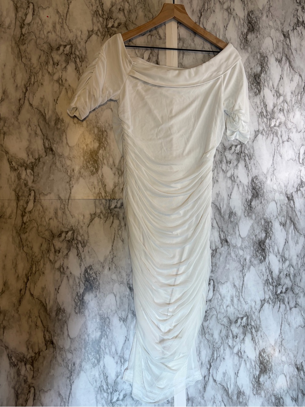 VENUS White Cream Off-Shoulder Ruched Midi Dress size M - Picture 7 of 7